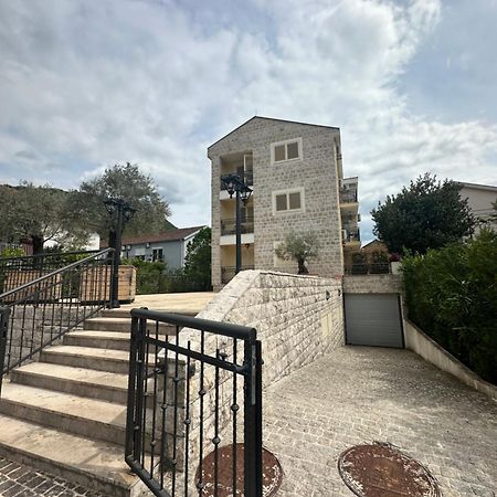 Apartman Tara Тиват Екстер'єр фото